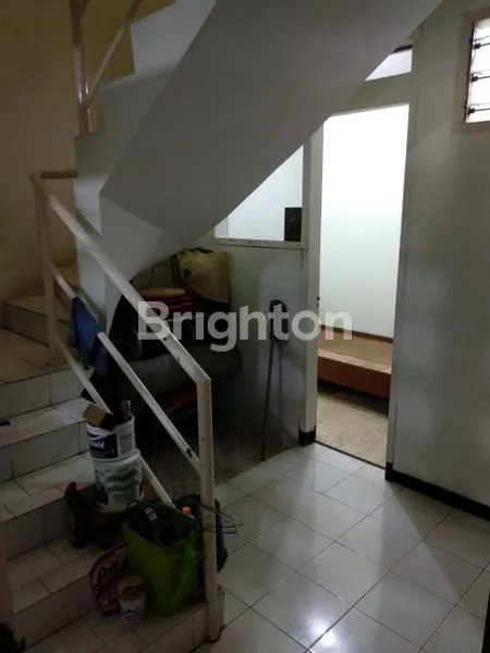 image RUMAH TOMANG JAKARTA BARAT - 2 LANTAI & SIAP HUNI (2)