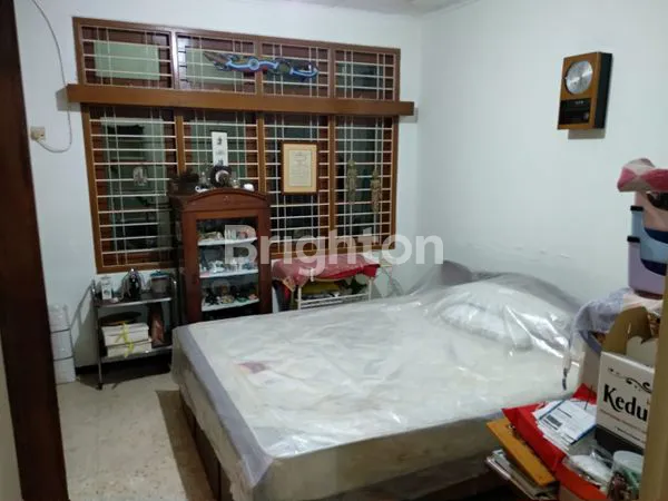 image RUMAH TOMANG JAKARTA BARAT - 2 LANTAI & SIAP HUNI (7)