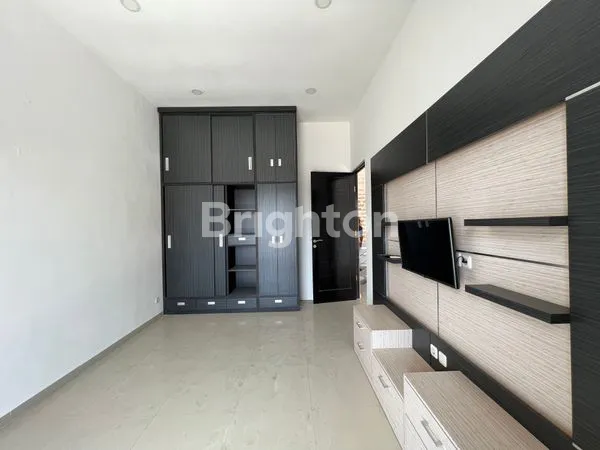 image KLAMPIS WISMA MUKTI DEKAT MERR (3)