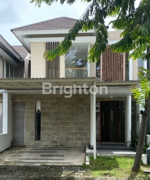 JUAL. RUMAH GREENLAKE.