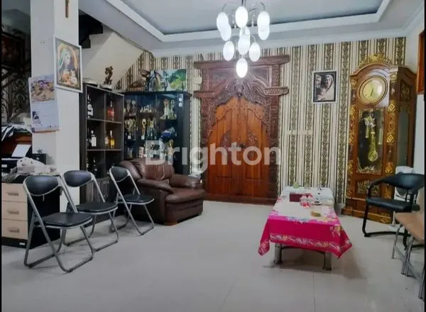 image RUMAH 3 LANTAI MINIMALIS (5)