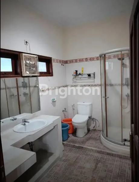 image RUMAH 3 LANTAI MINIMALIS (7)