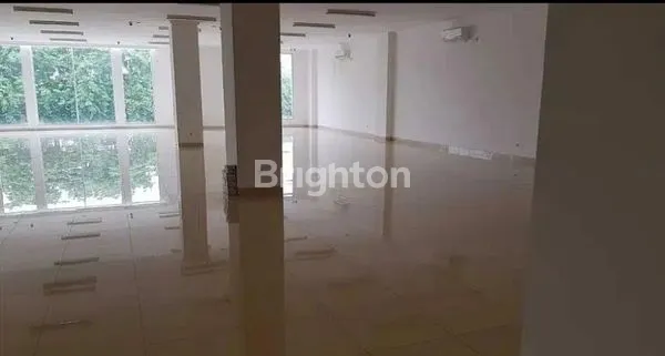 image GEDUNG 3 LT DI JL RAYA JEMURSARI SURABAYA (2)