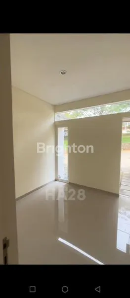 image RUMAH BARU THE OZ BELUM PERNAH DITEMPATI (4)