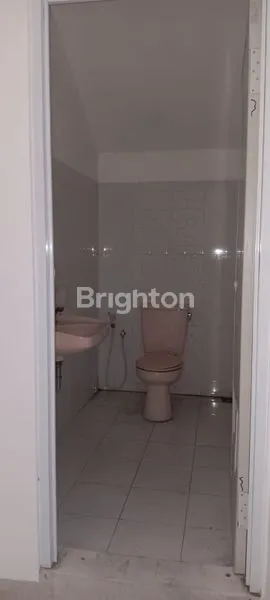 image DISEWAKAN RUANG USAHA / RUKO NGEBLONG COCOK UNTUK KANTOR DAN USAHA KULINER DI SAYAP RIAU , BANDUNG (4)