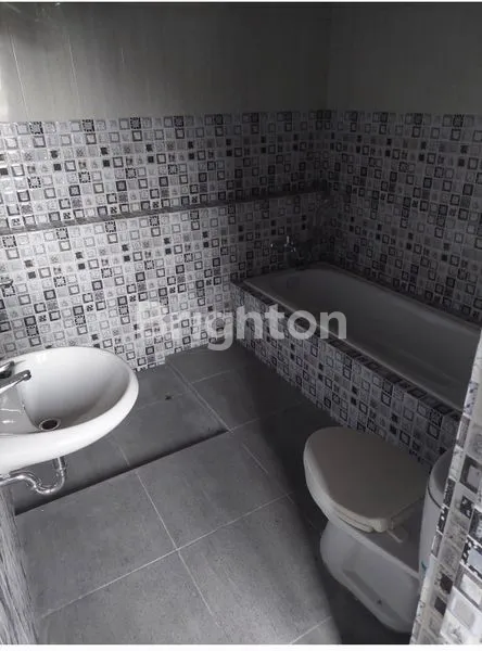 image RUKO BERLOKASI DI JL JEMADI (GRAHA JEMADI) (4)