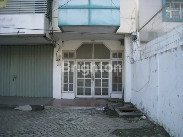 image JUAL CEPAT RUKO HADAP JALAN RAYA DARMO PERMAI UTARA, DUKUH PAKIS, SURABAYA ( JUAL DIBAWAH NILAI APPRAISAL ) (3)