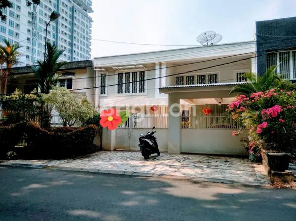 image RUMAH INVESTOR 888 DENGAN LOKASI PRAKTIS  DI INTI KOTA MEDAN (1)