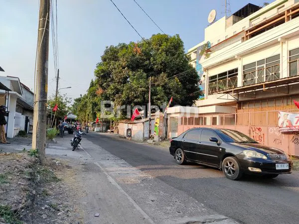 RUKO DIJUAL  / SEWA COCOK UNTUK KANTOR ATAU TEMPAT USAHA DITENGAH KOTA DEKAT JALAN SUPENO YOGYAKARTA