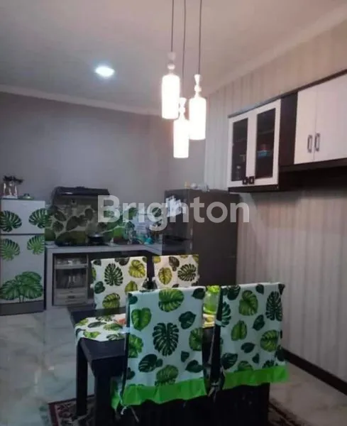 image RUMAH MEWAH 3 LANTAI PURI BINTARA REGENCY BEKASI BARAT BEBAS BANJIR (7)