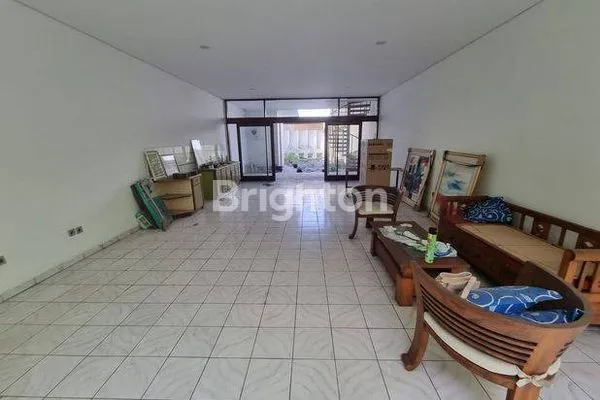 image RUKO SIAP PAKAI COCOK UNTUK BERBAGAI USAHA DI JALAN SUDIRMAN BANDUNG (4)