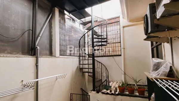 image PONDOK CANDRA INDAH TERAWAT DEKAT MERR CARPORT BISA 3 MOBIL (5)