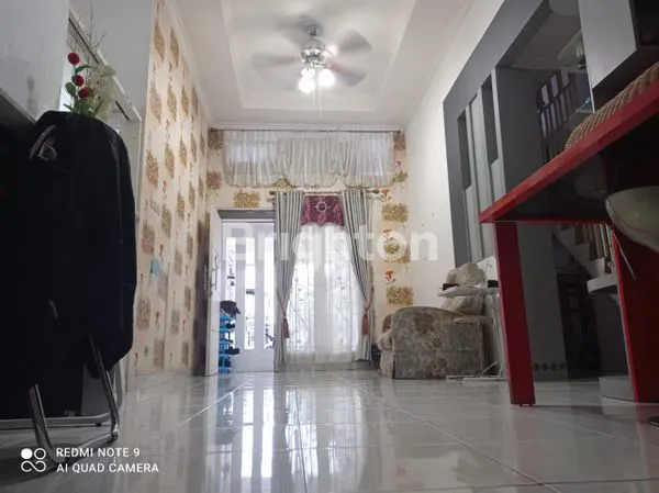 image RUMAH CANTIK 1 1/2 LANTAI, SIAP HUNI DI PERUMAHAN TAMANSARI BUKIT MUTIARA  (WIKA) BALIKPAPAN KAL-TIM (8)