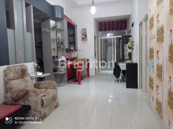 image RUMAH CANTIK 1 1/2 LANTAI, SIAP HUNI DI PERUMAHAN TAMANSARI BUKIT MUTIARA  (WIKA) BALIKPAPAN KAL-TIM (5)
