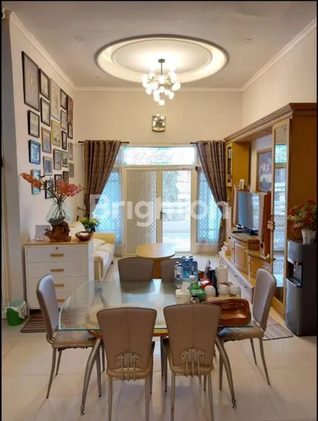 image RUMAH 2LANTAI SIAP HUNI NIRWANA EKSEKUTIF (4)