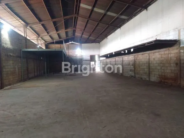 image GUDANG DI CIRACAS (3)