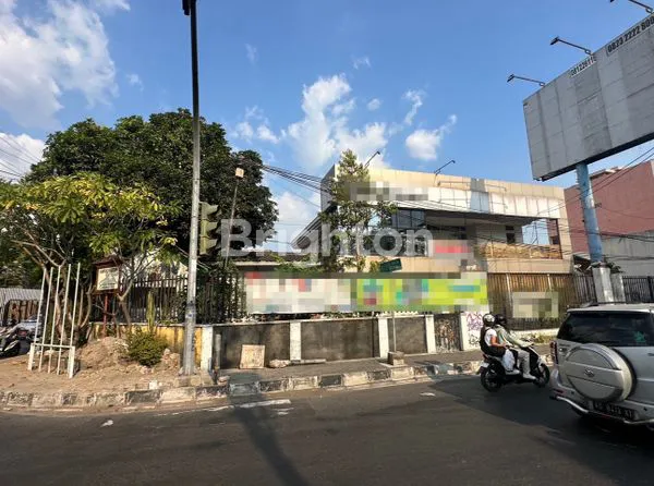 image RUKO DI GAJAH MADA SOLO LANGKA! (2)