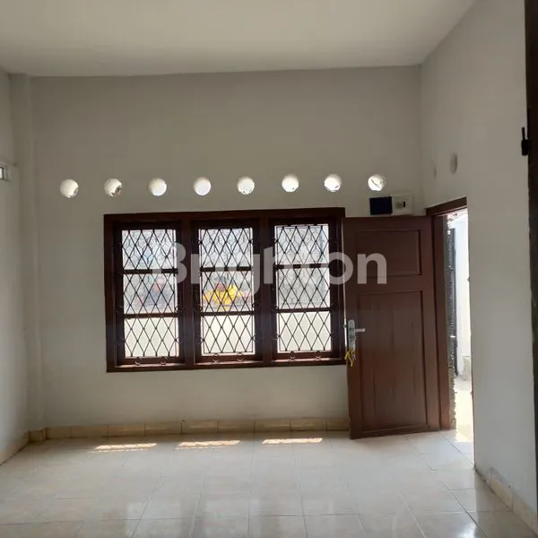 image RUMAH DI KAWASAN KALIBARU JAKARTA PUSAT (3)