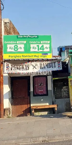 image RUMAH PINGGIR JALAN COCOK BUAT USAHA (1)