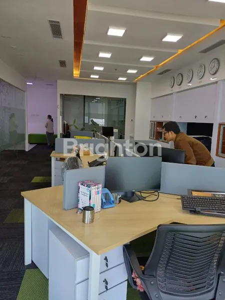 image OFFICE UNIT FULL FURNISHED SIAP HUNI LOKASI STRATEGIS WORLD CAPITAL TOWER KUNINGAN   (4)