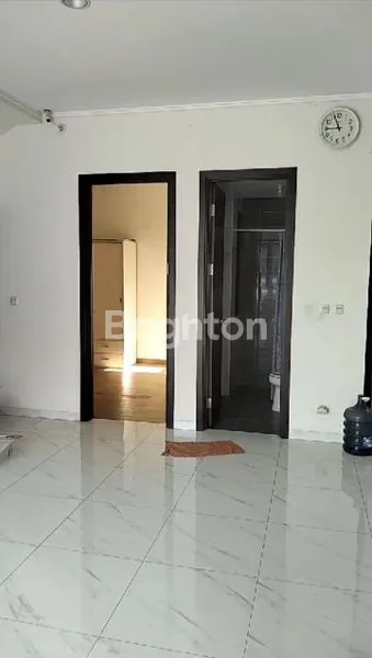 image RUMAH CLUSTER FLAVIO SUVARNA SUTERA CIKUPA 2 LANTAI (8)