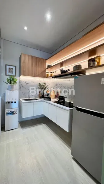 image HUNIAN NYAMAN DI SURABAYA BARAT TERLETAK DI LOKASI YANG CUKUP TERKENAL. 3 LANTAI DENGAN ATTIC ROOM. NEWEST PROJECT AT NORTHWEST CENTRAL CITRALAND (4)