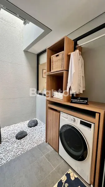 image HUNIAN NYAMAN DI SURABAYA BARAT TERLETAK DI LOKASI YANG CUKUP TERKENAL. 3 LANTAI DENGAN ATTIC ROOM. NEWEST PROJECT AT NORTHWEST CENTRAL CITRALAND (5)