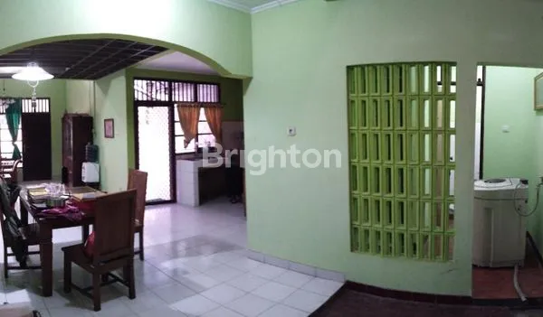 image RUMAH 2 LANTAI SIAP HUNI (6)
