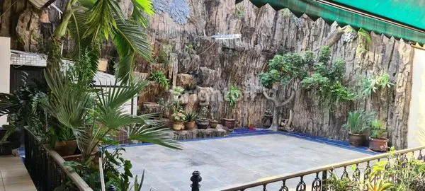 image RUMAH TOMANG 2 LANTAI, MEWAH, FULL FURNISHED, BEBAS BANJIR (2)