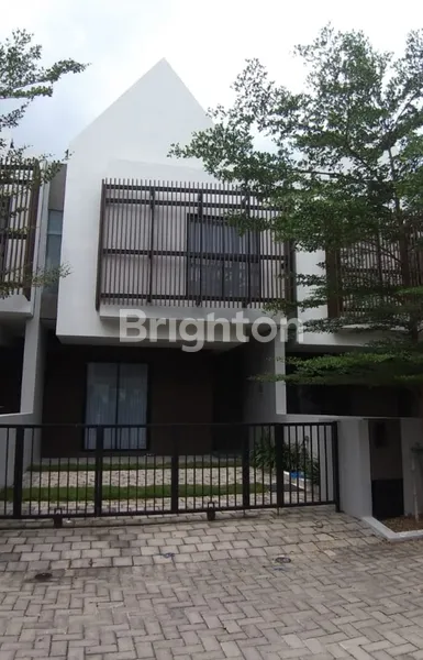 image RUMAH AREA NGAGEL SURAT SHM, UNIT SANGAT TERBATAS (1)