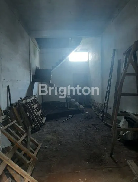 image RUKO KOSONG DI DALAM KOMPLEK DI JALAN  DANAU SINGKARAK - MEDAN (2)