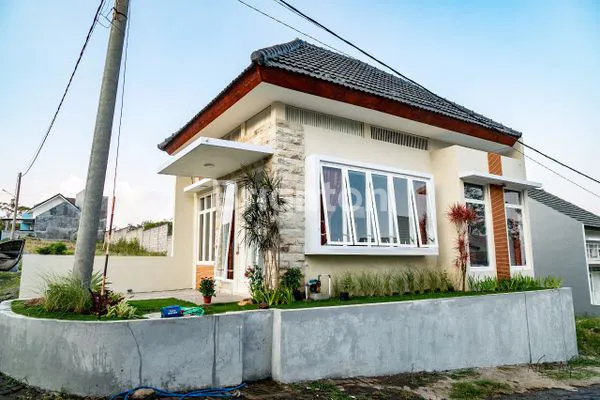 image RUMAH BARU DI BATU (5)