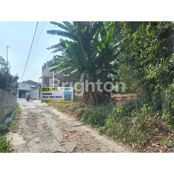 image RUMAH KAMPUNG 2 LT DENGAN NUANSA VILLA (4)