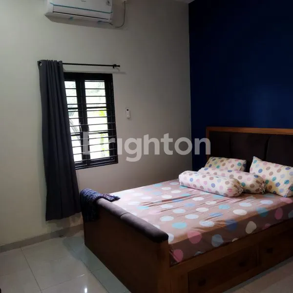 image RUMAH KAMPUNG 2 LT DENGAN NUANSA VILLA (6)