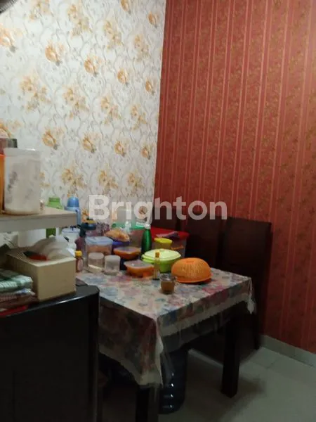 image RUMAH CANTIK 2 LANTAI SIAP HUNI,HARGA MURAH,TEMPAT NYAMAN JAUH DARI KEBISINGAN (2)