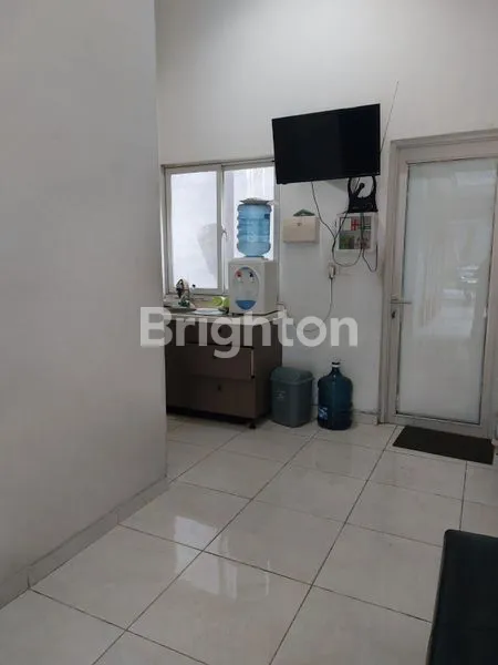 image RUKO STRATEGIS  3.5 LANTAI DI PROMINENCE DI ALAM SUTERA TANGERANG (8)