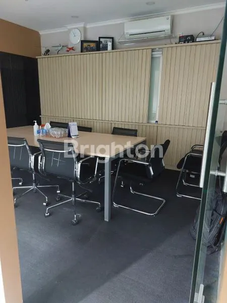 image RUKO STRATEGIS  3.5 LANTAI DI PROMINENCE DI ALAM SUTERA TANGERANG (7)