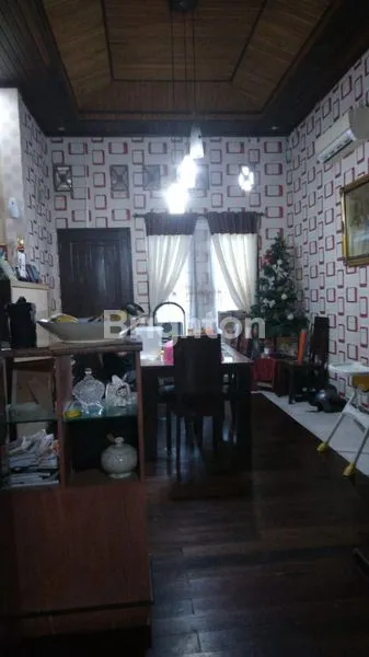 image RUMAH 2 LANTAI SEMI FURNISH BERSIH TERAWAT DI TENGAH KOTA BALIKPAPAN (7)