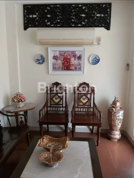 image RUMAH CANTIK, 2 LANTAI, MURAH DI KENTEN LAUT (4)