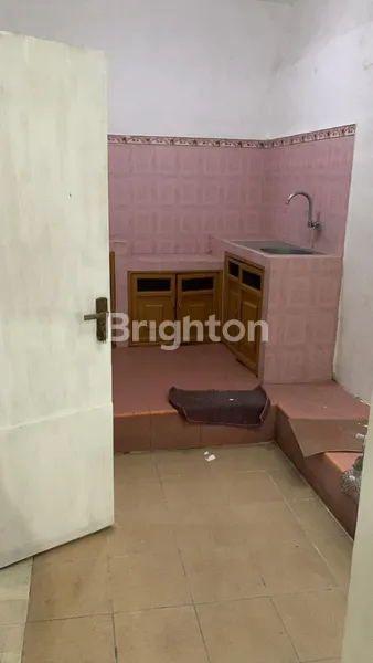 image RUMAH RUNGKUT MENANGGAL HARAPAN TERAWAT, STRATEGIS  (7)