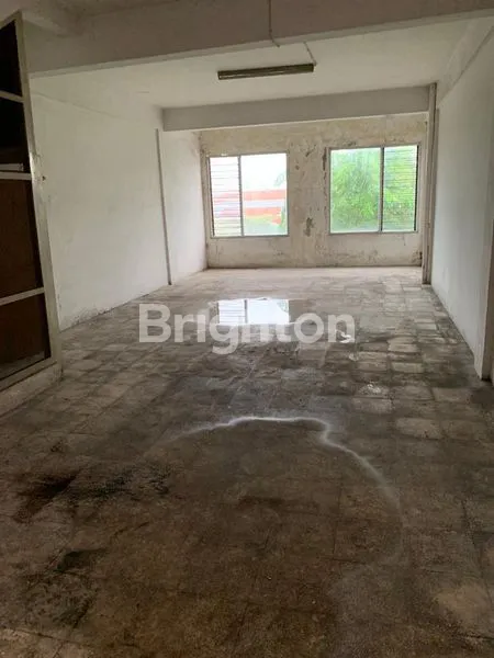 image RUKO 3.5LANTAI PUSAT BISNIS JALAN RAYA KEMBAR, PUCANG ANOM TIMUR, SURABAYA (8)