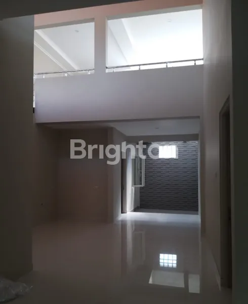 image NEW GRESS MINIMALIS RAYA NGAGEL JAYA UTARA ROW JALAN KEMBAR (3)