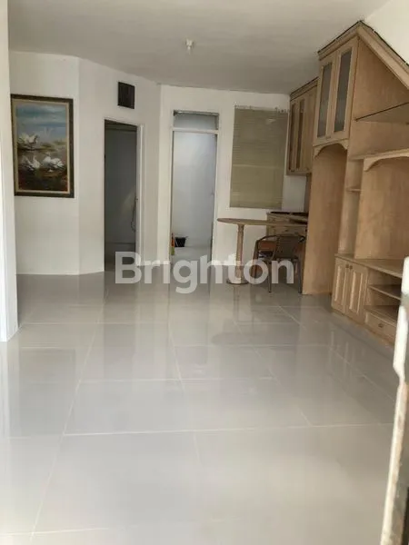 TOWNHOUSE SIAP HUNI DIKAWASAN ELITE LIPPO KARAWACI UTARA