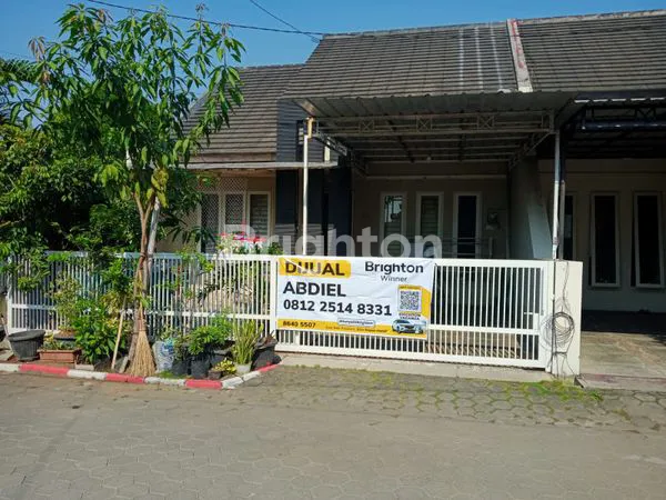 image DIJUAL CEPAT RUMAH CANTIK TERAWAT DAN SIAP HUNI (1)