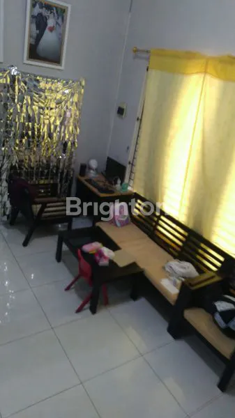 image DIJUAL CEPAT RUMAH CANTIK TERAWAT DAN SIAP HUNI (2)