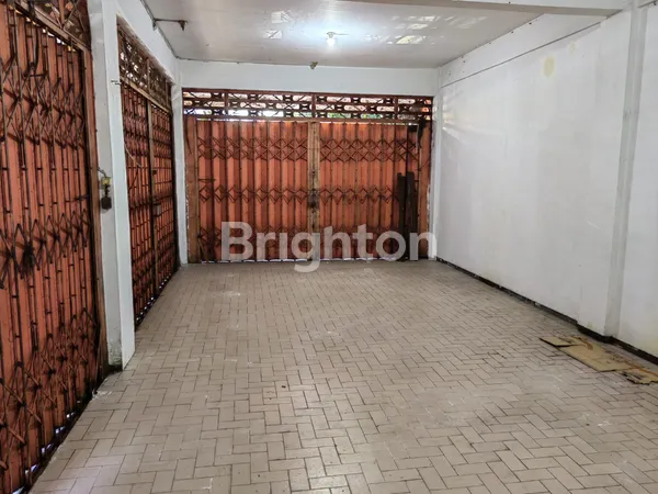 RUKO 3 LANTAI DI JALAN KEDUNGDORO SURABAYA PUSAT