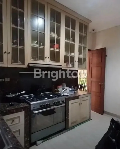 image RUMAH BAGUS DAN NYAMAN DALAM CLUSTER DI CIPUTAT, DEKAT BINTARO EXCHANGE MALL (6)