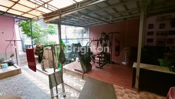 image RUMAH LUAS & STRATEGIS DI JAKARTA TIMUR (7)