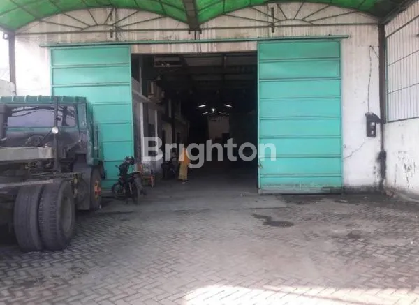 image GUDANG SIAP PAKAI KALIANAK DEKAT DEPO KONTAINER ,RAYA MARGOMULYO TANDES AKSES CONTAINER 40" (1)