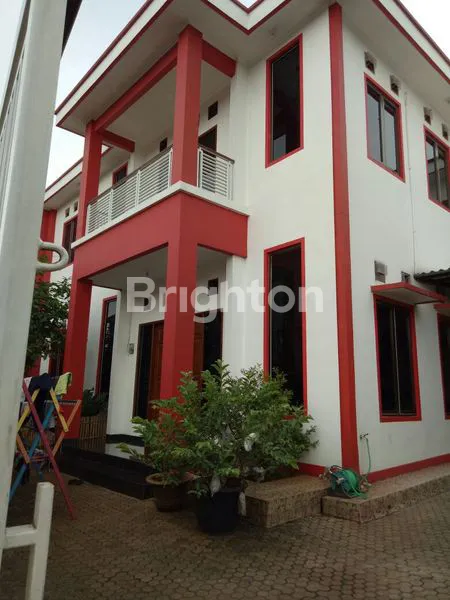 image RUMAH MEWAH CANTIK,LUAS DAN STRATEGIS HARGA BAIK,DI PONDOK RANJI CIPUTAT. (1)